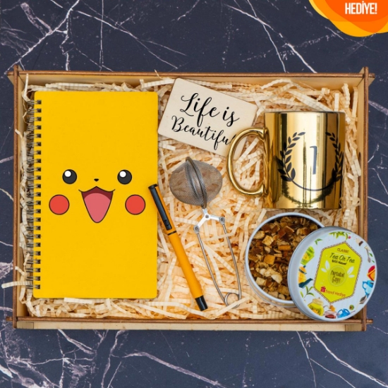 Pikachu Defter, Kalem, Bitki Çayı, Kupa, Çay Süzgeci, Magnet  Hediye Kutusu  resmi