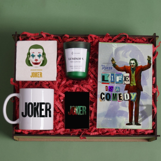 Joker Kupa ve Defterli Ahşap Hediye Seti resmi