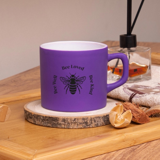 Seraclass Mor Renkli Bee Loved Tasarımlı Çay & Nescafe Fincanı resmi