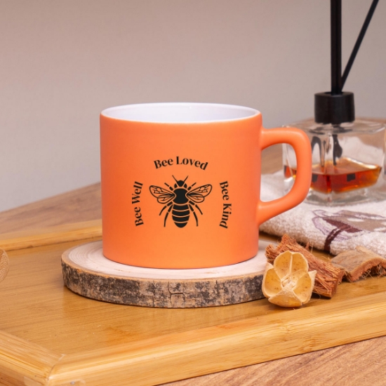 Seraclass Turuncu Renkli Bee Loved Tasarımlı Çay & Nescafe Fincanı resmi