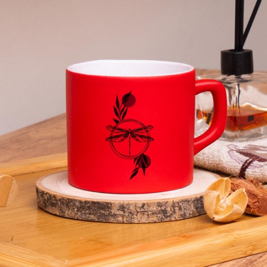 Seraclass Kırmızı Renkli Yusufçuk Tasarımlı Çay & Nescafe Fincanı resmi