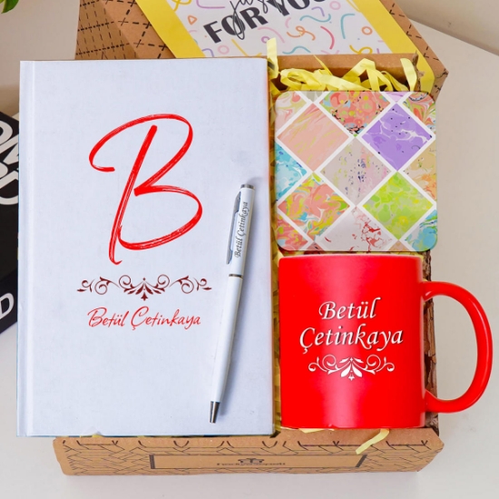 Kişiye Özel Renkli Defter , Kırmızı Kupa Bardak, Tükenmez Kalem & Hediye Seti resmi