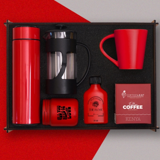 Premium Hediye Kutusu - Kırmızı Dereceli Termos, Mum, Kolonya, Kupa Bardak, French press, Filtre Kahve resmi