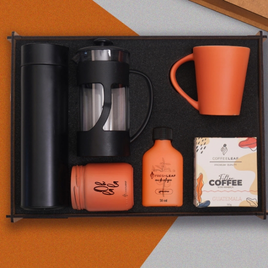 Premium Hediye Kutusu - Dijital Göstergeli Termos, Mum, Kolonya, Kupa Bardak, French press, Filtre Kahve resmi