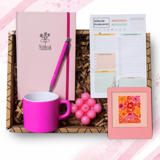 Planner, Defter, Kalem, Fincan, Mum, Çerçeve Hediye Seti resmi