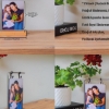 Kişiye Özel Ahşap Standlı Fotoğraflı Çerçevesi & Sütlü Kahve Renkli Kupa Bardak