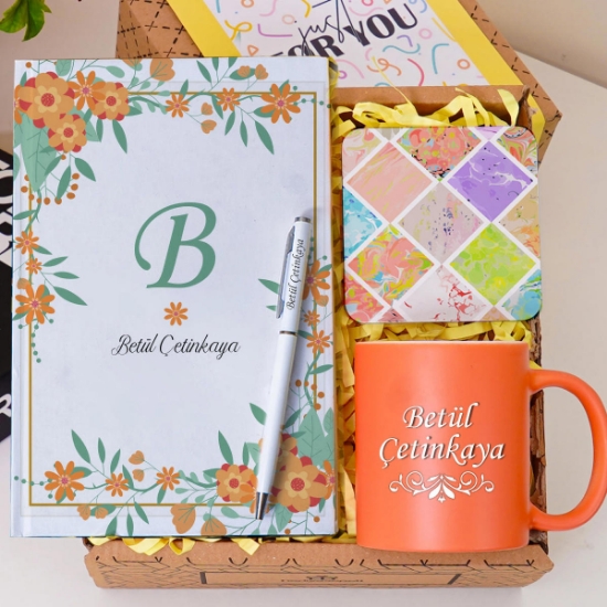 Kişiye Özel Renkli Defter , Turuncu Kupa Bardak, Tükenmez Kalem & Hediye Seti resmi