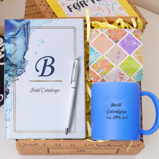Kişiye Özel Renkli Defter , Mavi Kupa Bardak, Tükenmez Kalem & Hediye Seti resmi