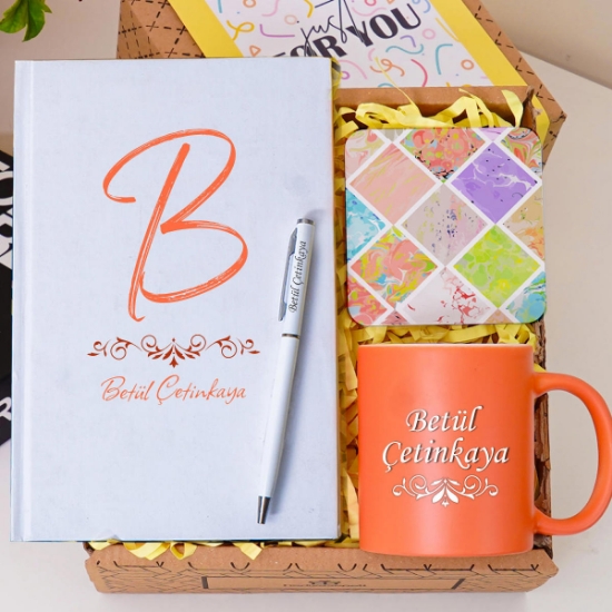Kişiye Özel Renkli Defter , Turuncu Kupa Bardak, Tükenmez Kalem & Hediye Seti resmi