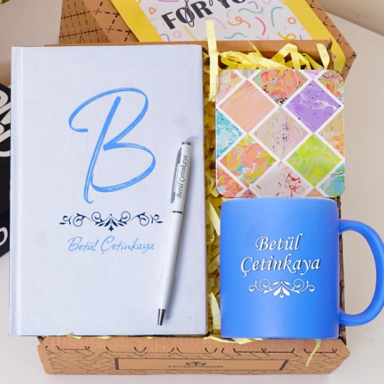 Kişiye Özel Renkli Defter , Mavi Kupa Bardak, Tükenmez Kalem & Hediye Seti resmi