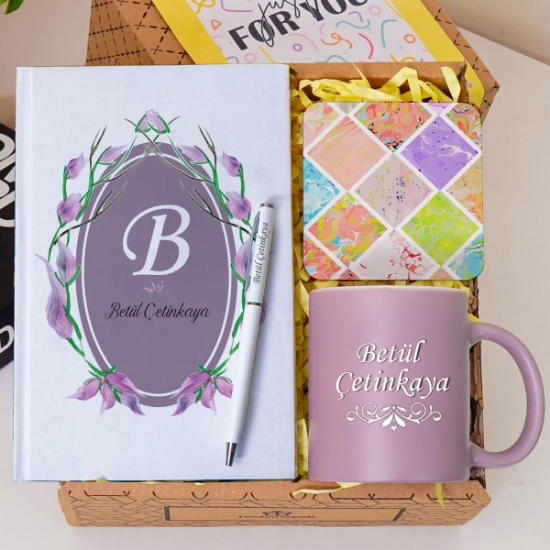 Kişiye Özel Renkli Defter , Sütlü Kahve Kupa Bardak, Tükenmez Kalem & Hediye Seti resmi