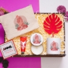 Anneler Günü Hediye Seti & Ahşap Kutu İçerisinde Kupa Bardak, Mum, Bez Çanta, Krem resmi