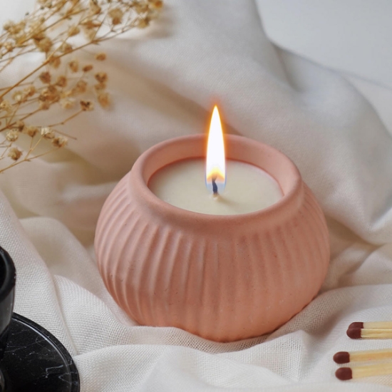 Candleaf Beton Çizgili Yuvarlak Mum - Pembe