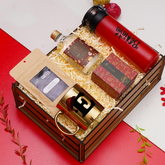 Yılbaşı Yeni Yıl Hediye Seti Cam Suluk, Kolonya, Kupa Bardak, Filtre Kahve, 