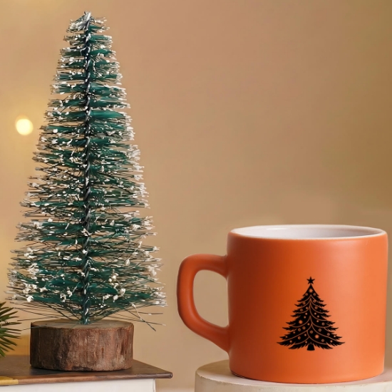 Yılbaşı Hediye Seti 2’li – Turuncu Kupa Bardak 220ml & Dekoratif Çam Ağacı 17cm resmi