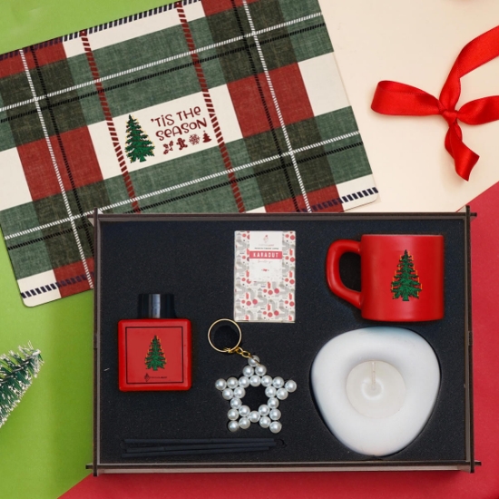 Ahşap Kutulu Hediye Seti – Oda Kokusu, Beton Mum, Kahve ve Fincan