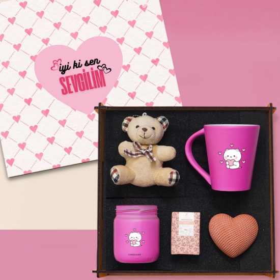 İyi Ki Sen Sevgilim Hediye Kutusu | Kupa, Mum, Kahve ve Peluş Ayıcık resmi