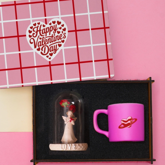 Sevgililer Günü’ne Özel Ahşap Kutuda Pembe Seramik Kahve Fincanı & Aşk Perisi Fanus resmi