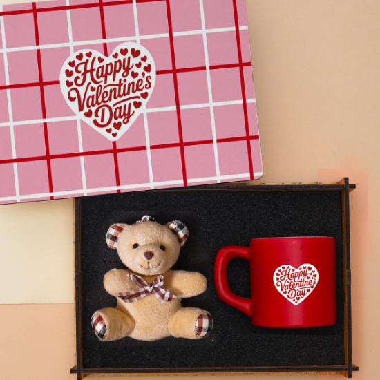 Sevgililer Günü Sevgiliye Hediye | Ahşap Kutulu  Kırmızı Kahve Fincanı & Peluş Ayıcık Anahtarlık