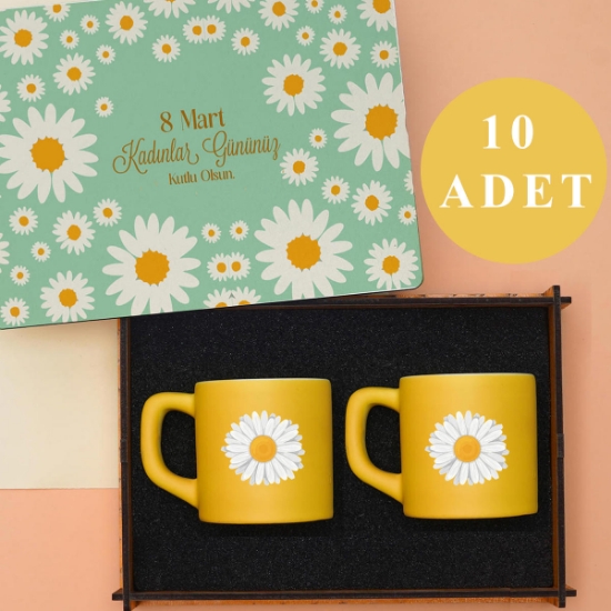 Kadınlar Günü 10’lu Set |   Dekoratif Ahşap Kutu & Kahve Fincanı resmi