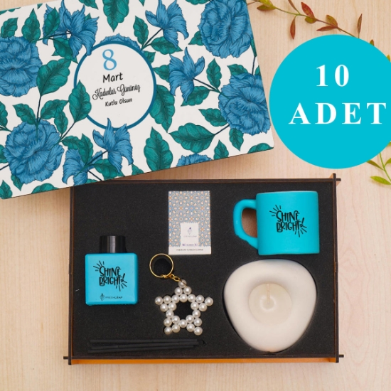 Kadınlar Günü 10’lu Set |  Oda Kokusu, Fincan, Mum, Anahtarlık, Kahve resmi