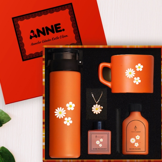 Premium Anneler Günü Hediye Seti – Cam Suluk, Fincan, Kolye ve Özel Kutulu resmi