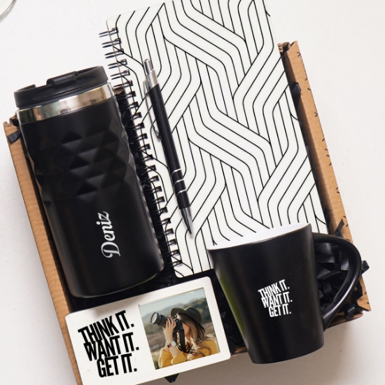 Kişiye Özel Hediye Seti –Yeşil Çelik Kupa 300 ml, Latte Bardak, Defter, Kalem, Fotoğraf Çerçevesi resmi
